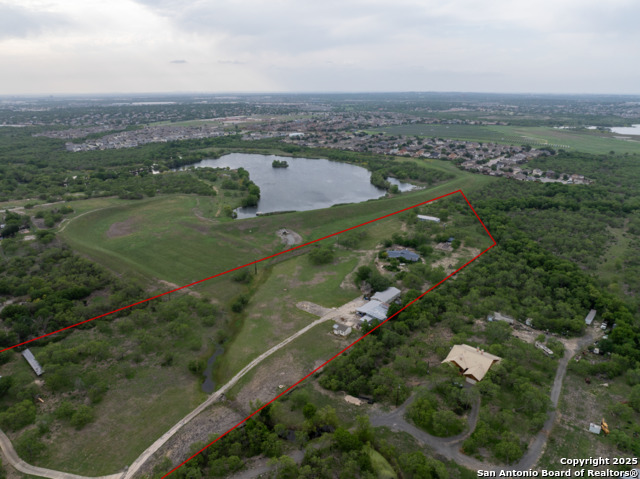 Listing photo id 2 for 8059 Interstate 10
