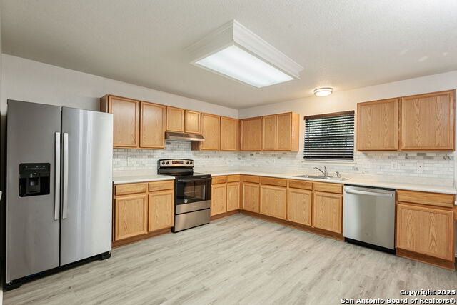 Image 12 of 29 For 111 Arrow Oaks