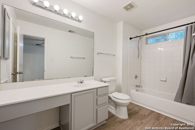 Image 19 of 29 For 111 Arrow Oaks