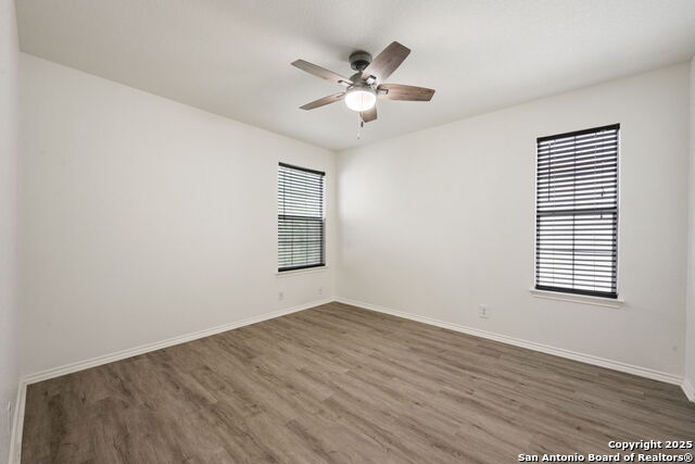 Image 21 of 29 For 111 Arrow Oaks
