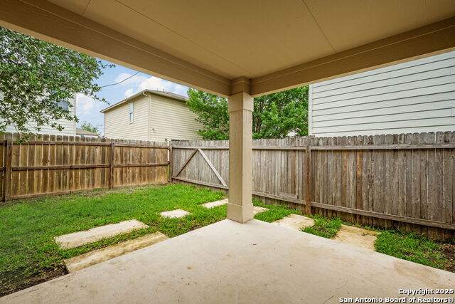 Image 26 of 29 For 111 Arrow Oaks