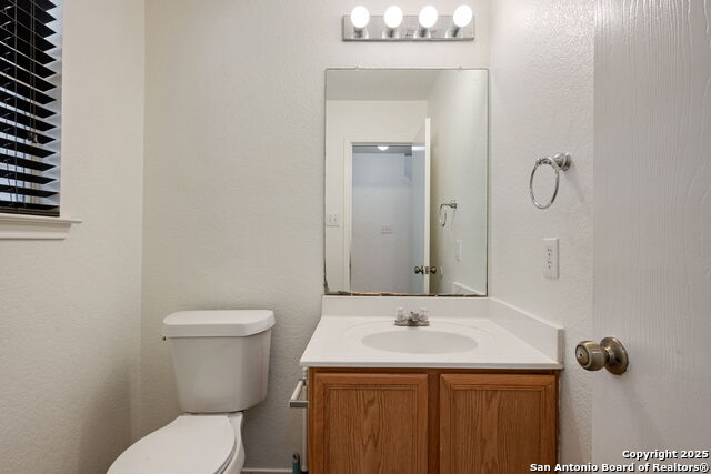 Image 5 of 29 For 111 Arrow Oaks