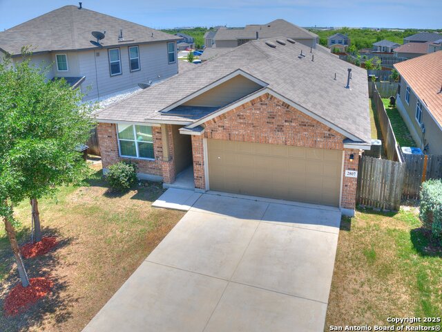 Listing photo id 1 for 2807 Sunset