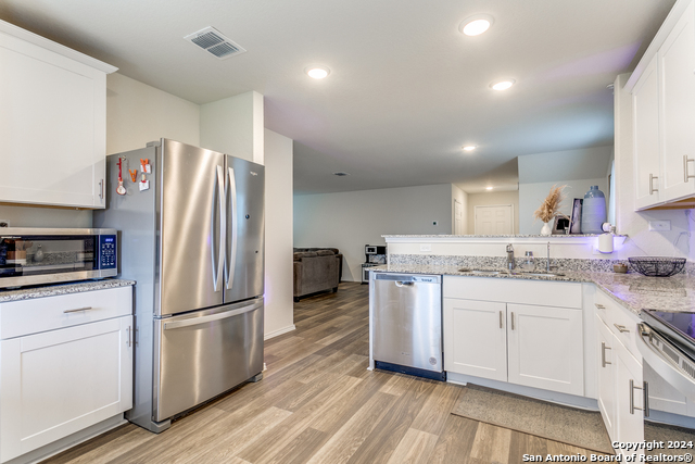 Listing photo id 9 for 6231 Fieldrun