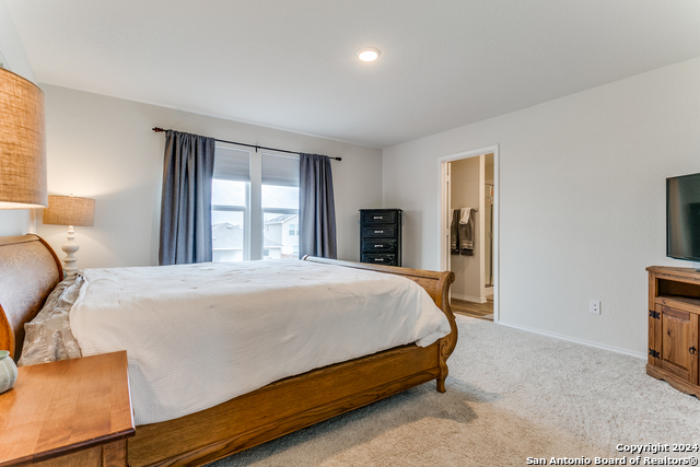 Listing photo id 16 for 6231 Fieldrun