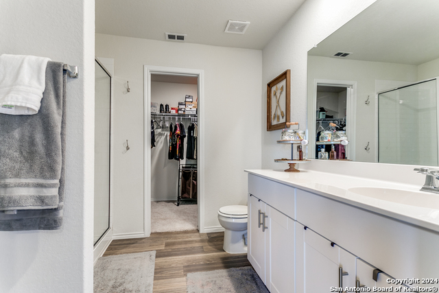 Listing photo id 19 for 6231 Fieldrun