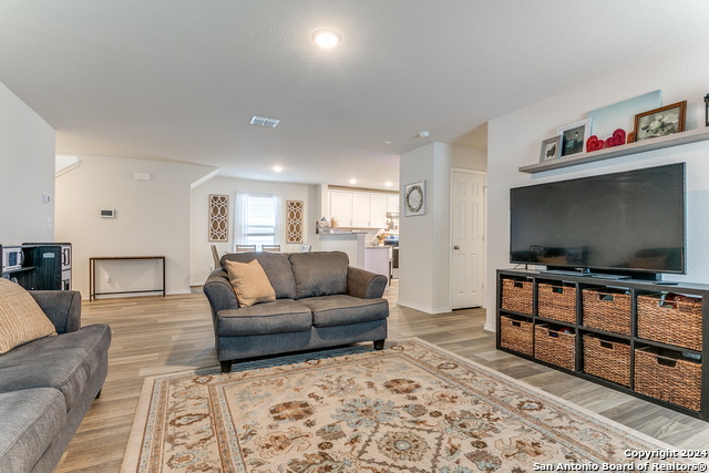 Listing photo id 2 for 6231 Fieldrun