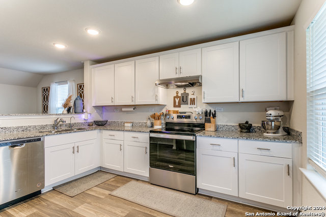Listing photo id 7 for 6231 Fieldrun
