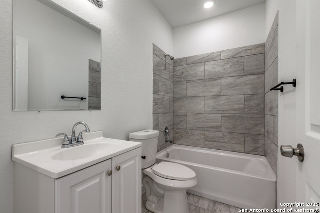 Image 8 of 10 For 5415 Ingram Rd  1201