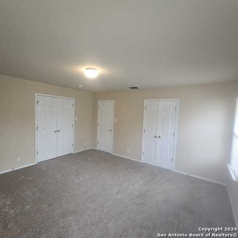 Image 6 of 22 For 4007 Dunn Oak Dr