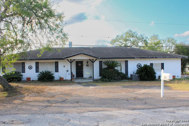 Details for 102 Holman  , Lake City, TX 78368