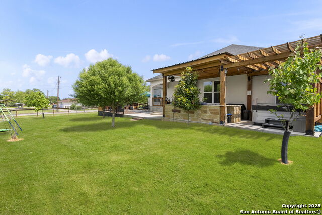 Listing photo id 32 for 177 Glenvalley Circle