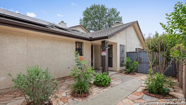 Image 2 of 16 For 5864 Royal Ridge