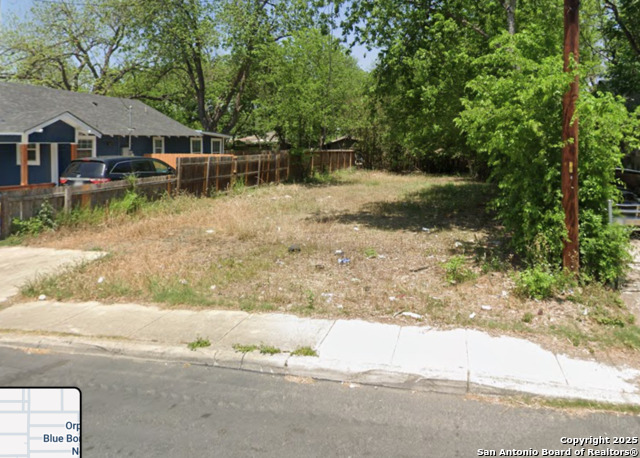 Image 2 of 5 For 219 Blue Bonnet