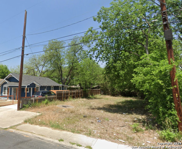 Image 3 of 5 For 219 Blue Bonnet