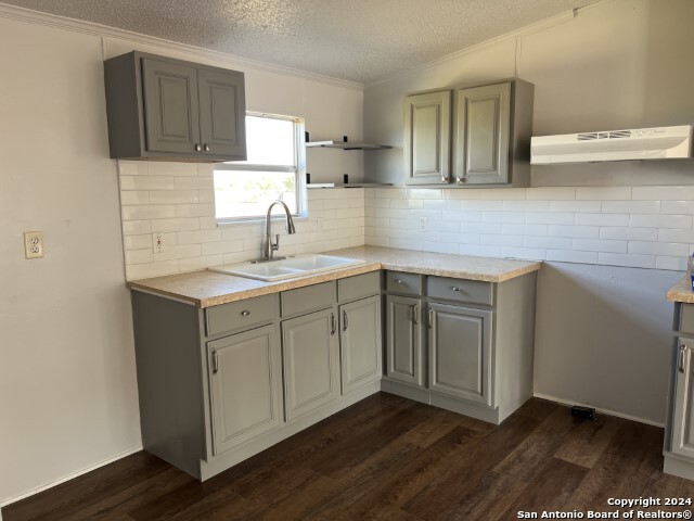 Listing photo id 1 for 373 County Road 119 B