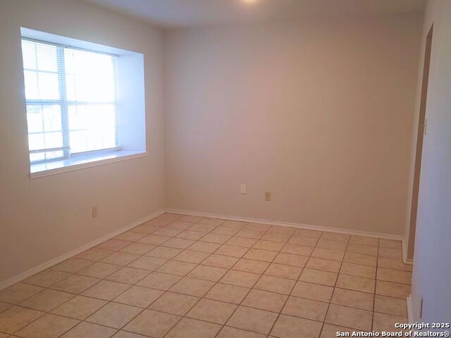 Image 10 of 19 For 9110 Welles Way