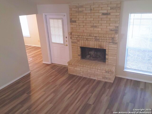 Image 4 of 19 For 9110 Welles Way