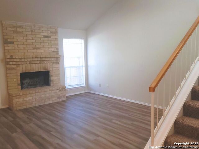 Image 5 of 19 For 9110 Welles Way