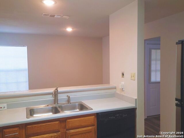 Image 8 of 19 For 9110 Welles Way