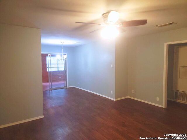 Image 6 of 15 For 6110 Evers Rd