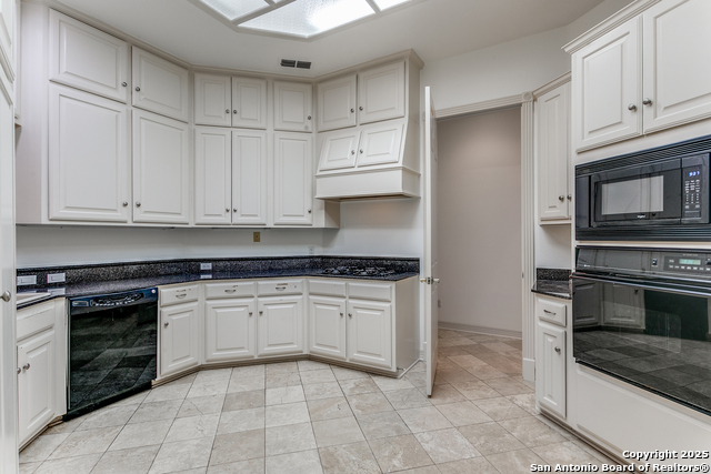 Image 11 of 25 For 9 Waldenshire