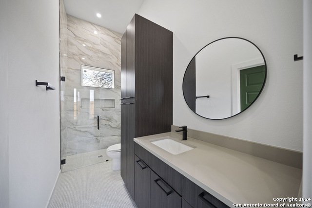 Image 26 of 47 For 118 Stratford Ct