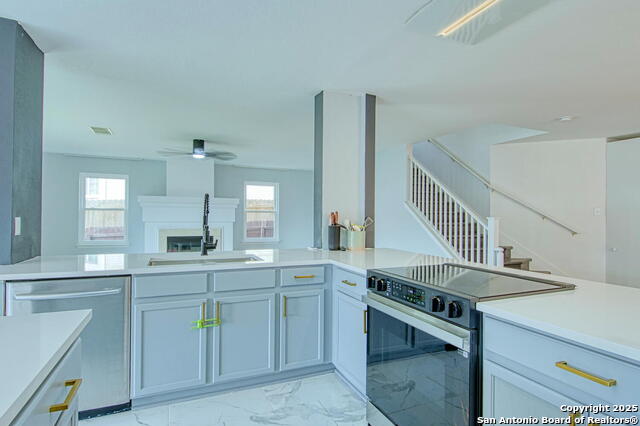 Image 17 of 45 For 112 Springtree Hollow