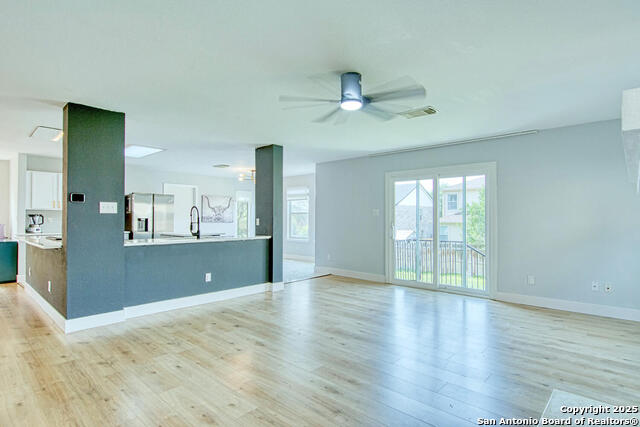 Image 19 of 45 For 112 Springtree Hollow