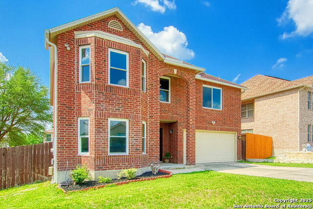 Image 2 of 45 For 112 Springtree Hollow
