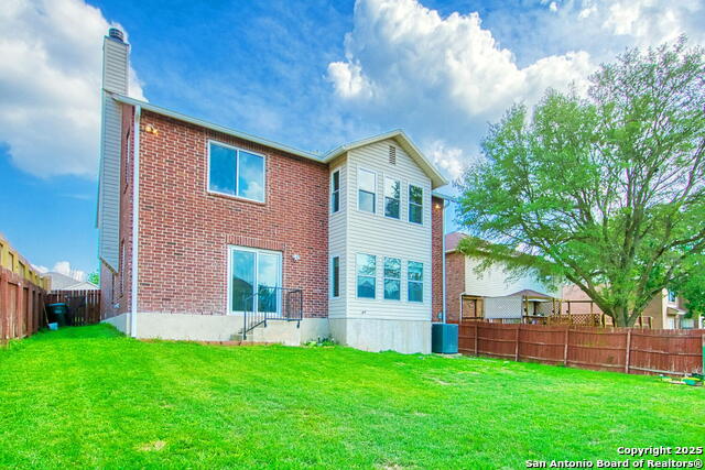 Image 43 of 45 For 112 Springtree Hollow