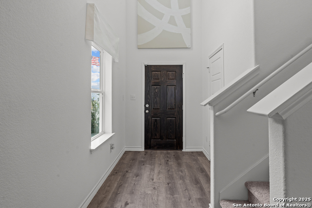 Image 3 of 25 For 1032 Oriole Way