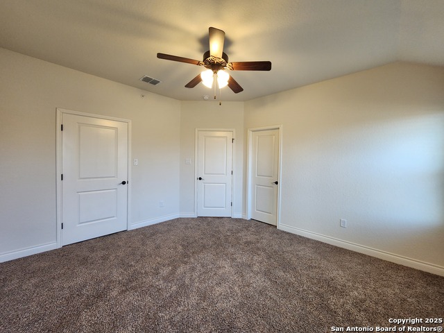 Listing photo id 12 for 326 Untermaier