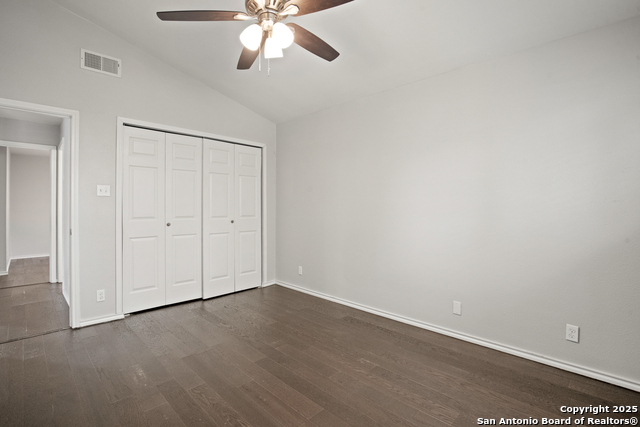 Listing photo id 11 for 8927 Gill Bridge