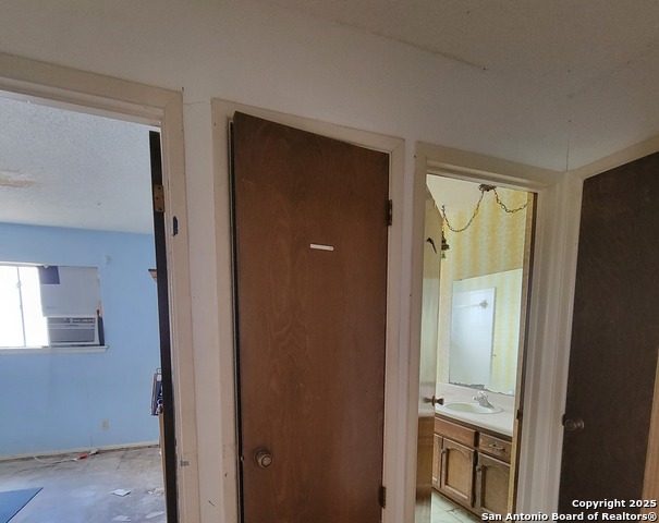 Image 10 of 38 For 4510 Briargrove