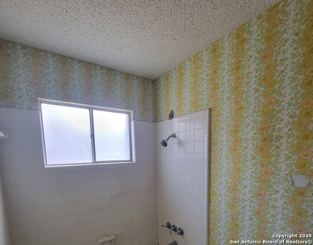 Image 12 of 38 For 4510 Briargrove