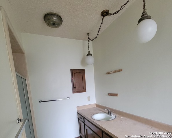 Image 5 of 38 For 4510 Briargrove