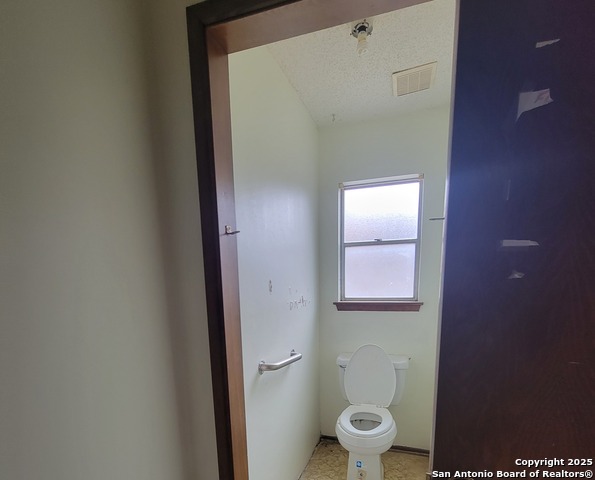 Image 6 of 38 For 4510 Briargrove