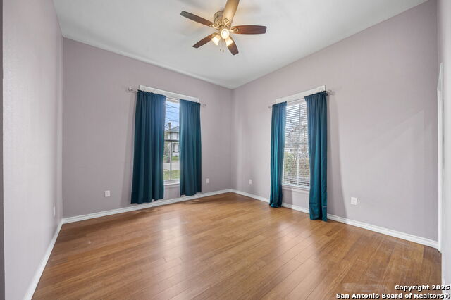 Image 22 of 40 For 718 Pine N 