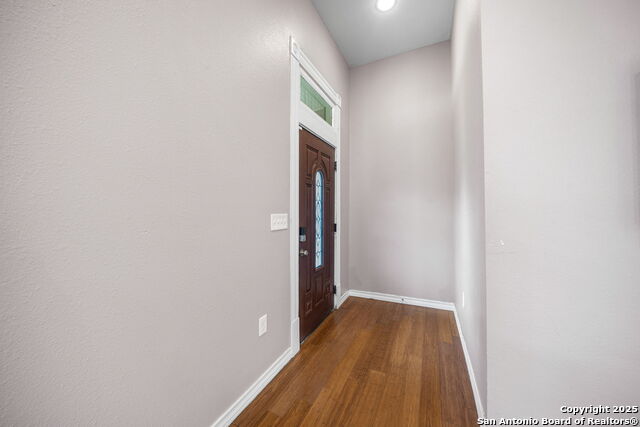 Image 9 of 40 For 718 Pine N 