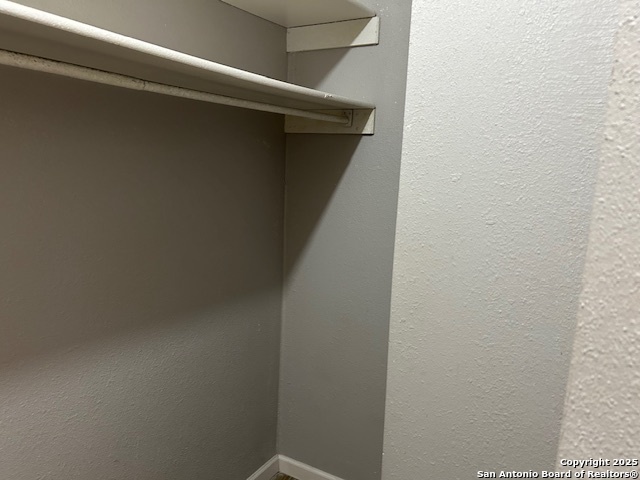 Image 10 of 20 For 7510 Ledgebrook