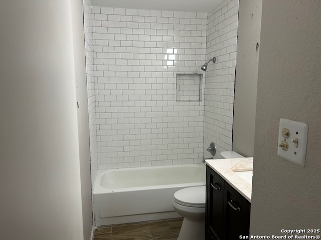 Image 17 of 20 For 7510 Ledgebrook