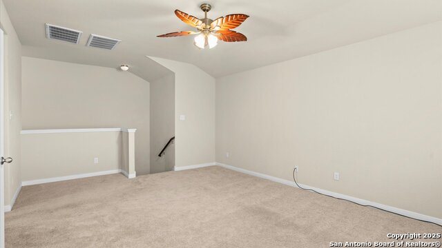 Listing photo id 23 for 8927 Portobello Way