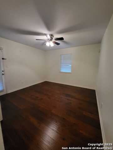 Image 11 of 28 For 603 Crestline W