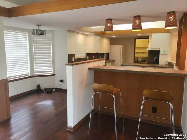 Image 18 of 28 For 603 Crestline W