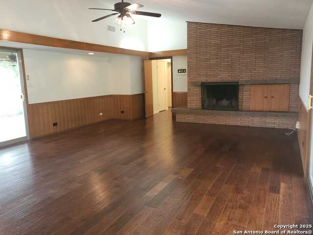 Image 22 of 28 For 603 Crestline W