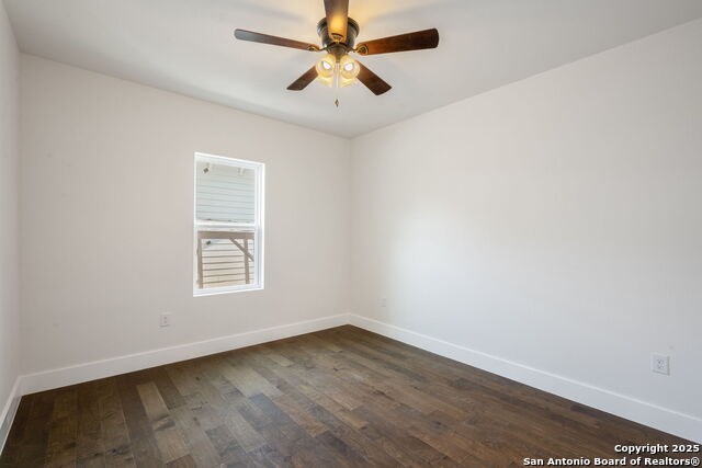 Image 16 of 25 For 1030 Elsmere