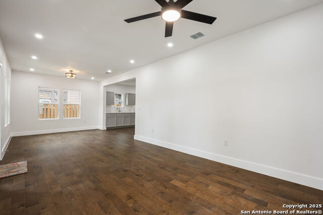 Image 6 of 25 For 1030 Elsmere