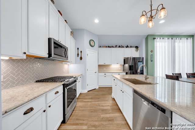 Image 10 of 26 For 1057 Cadogan Squire