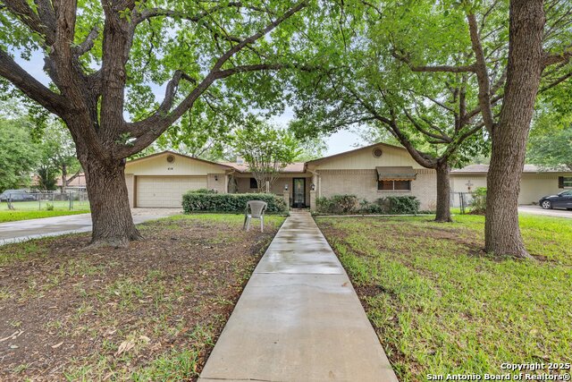 Details for 616 Ridgecrest, New Braunfels, TX 78130